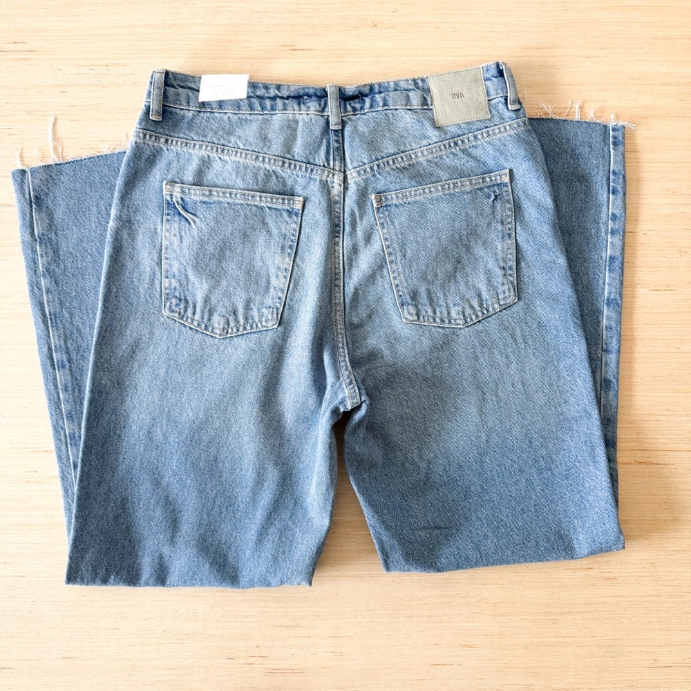 Zara Women’s Straight Fit Classic Blue Jeans with Raw‎ Hem Size 8 - Picture 5 of 10
